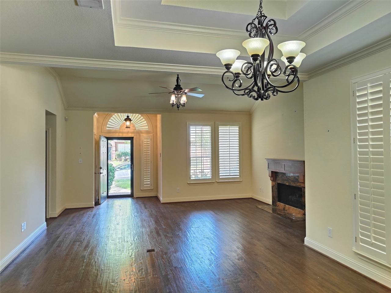 4832 Bull Run Dr - Photo 3 of 36