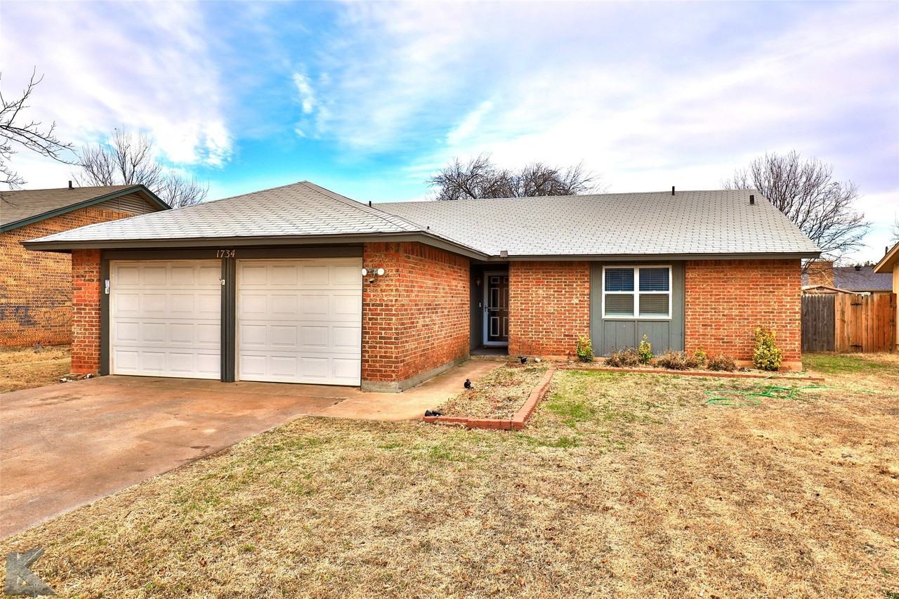 1734 Bob White Ct