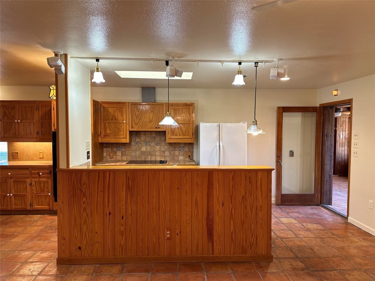 2301 Post Oak Rd - Photo 4 of 36