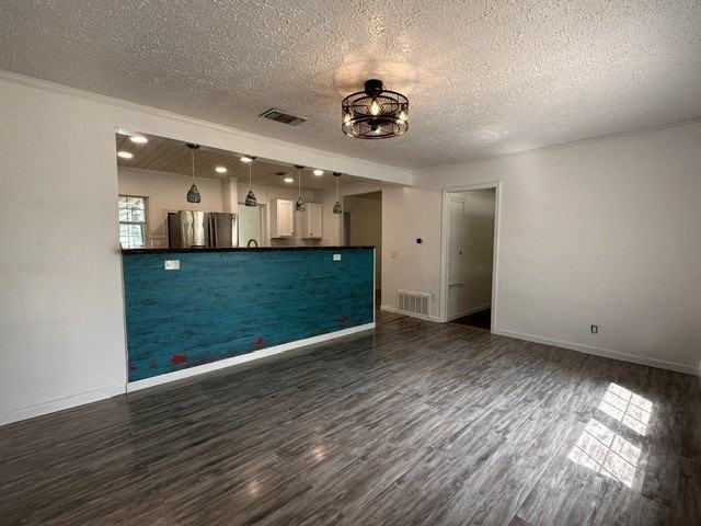 2609 Belmeade St - Photo 2 of 17