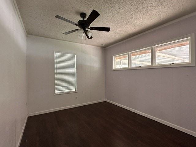 2609 Belmeade St - Photo 4 of 17
