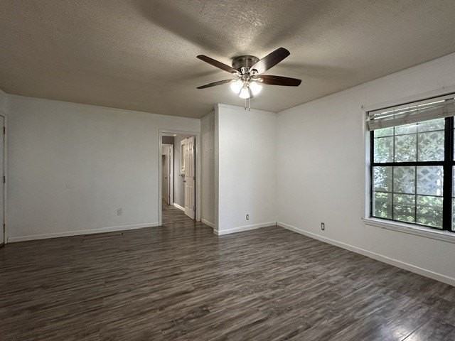 2609 Belmeade St - Photo 7 of 17
