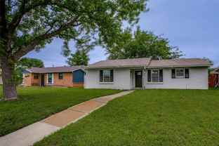 914 Meadow Mead Dr - Photo 1 of 1