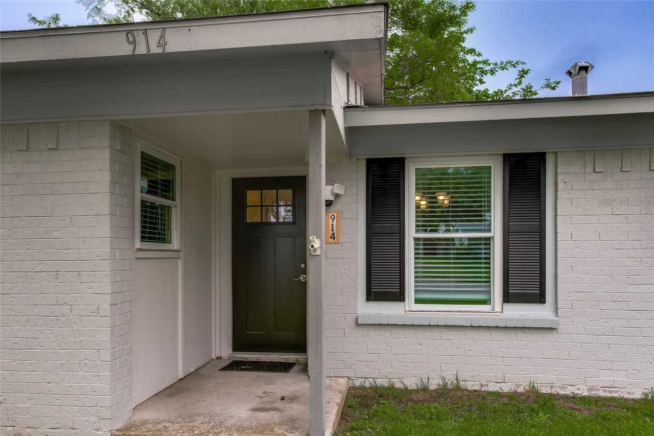 914 Meadow Mead Dr - Photo 2 of 22