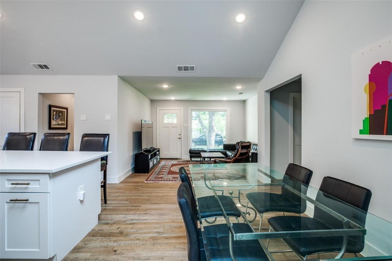 6136 Saint Moritz Ave - Photo 3 of 12