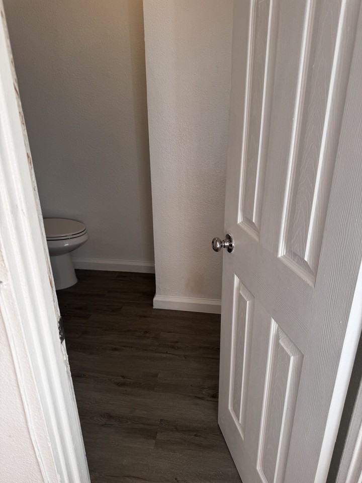 8557 Juniper Ave #8 - Photo 2 of 12