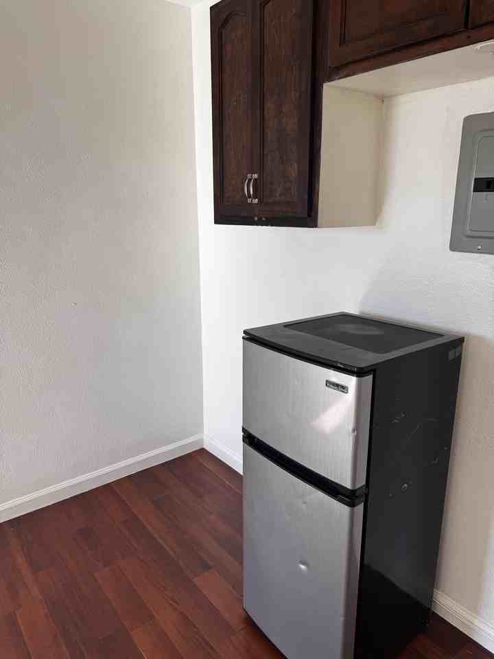 8557 Juniper Ave #8 - Photo 4 of 12