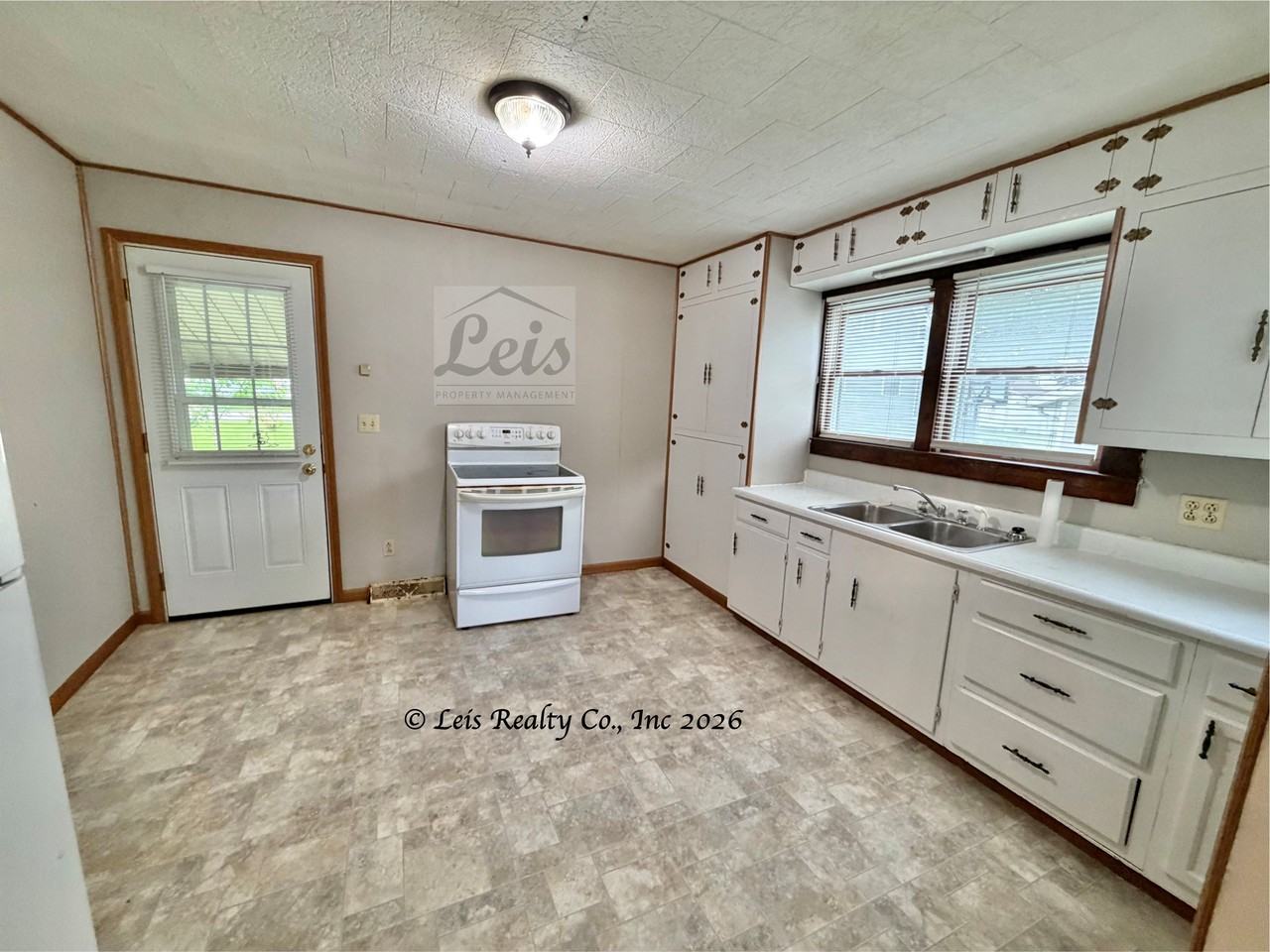 417 N West St #1 - Photo 4 of 16