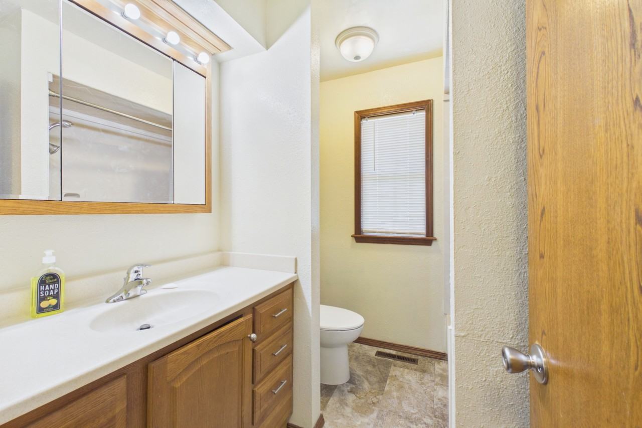 706 Elizabeth Drive7514 Ripplewood Court7514 Ripplewood Court #1 - Photo 7 of 10
