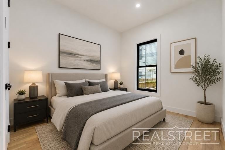 234 24th St #2B - Photo 4 of 7