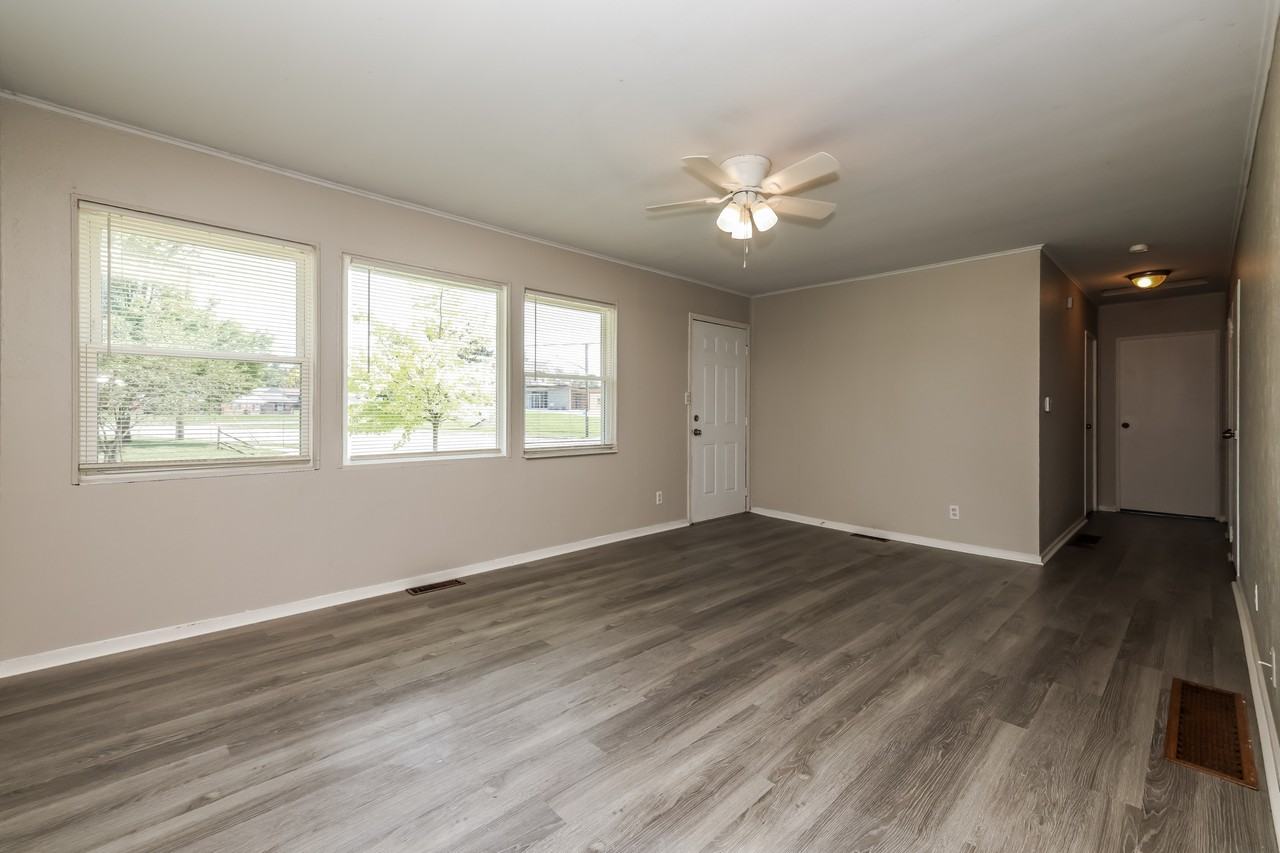 2908 Ghent Ave #1 - Photo 4 of 15