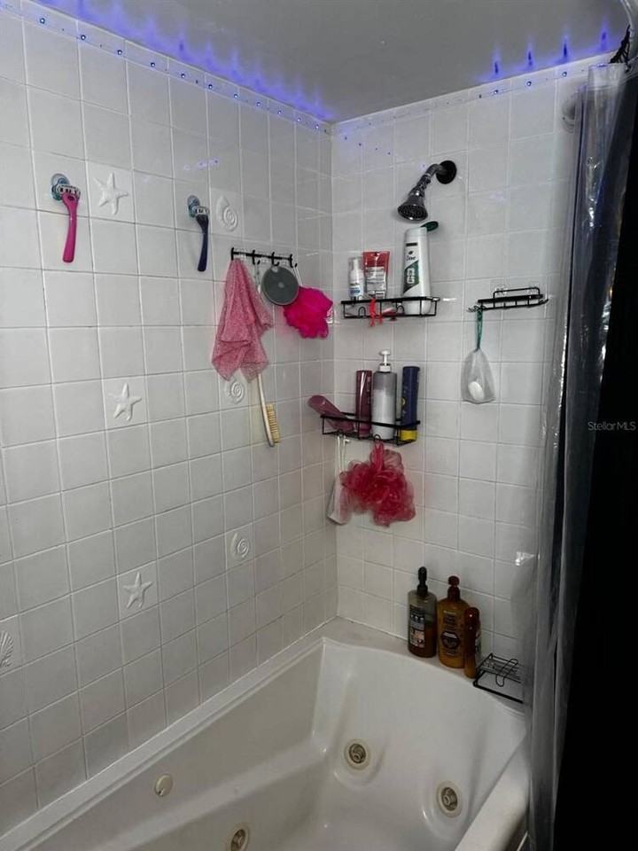 1302 Nebraska Ave #6A - Photo 7 of 7