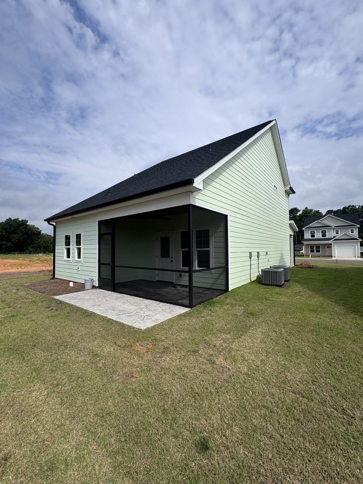 109 Kalyn Ct #1 - Photo 3 of 12