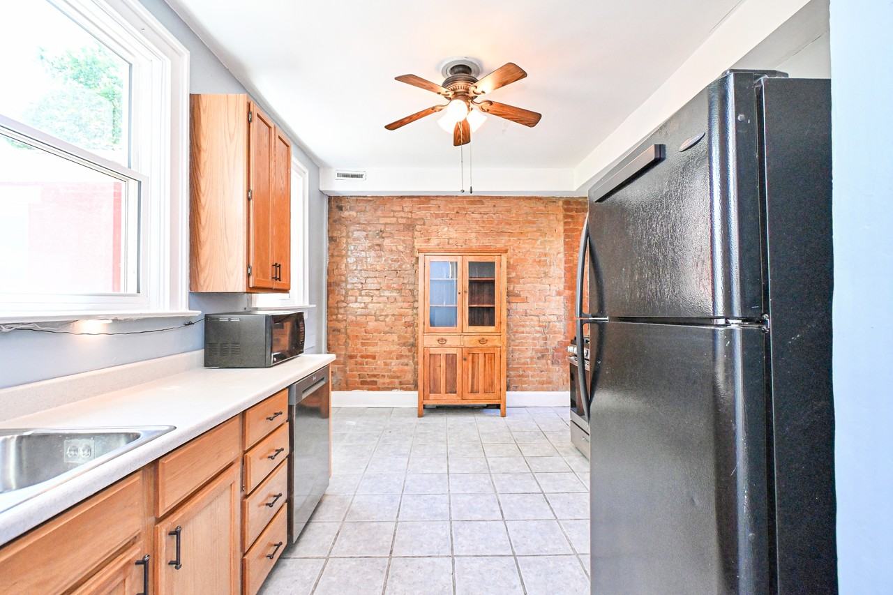 4264 Williamson Pl #2 - Photo 6 of 26