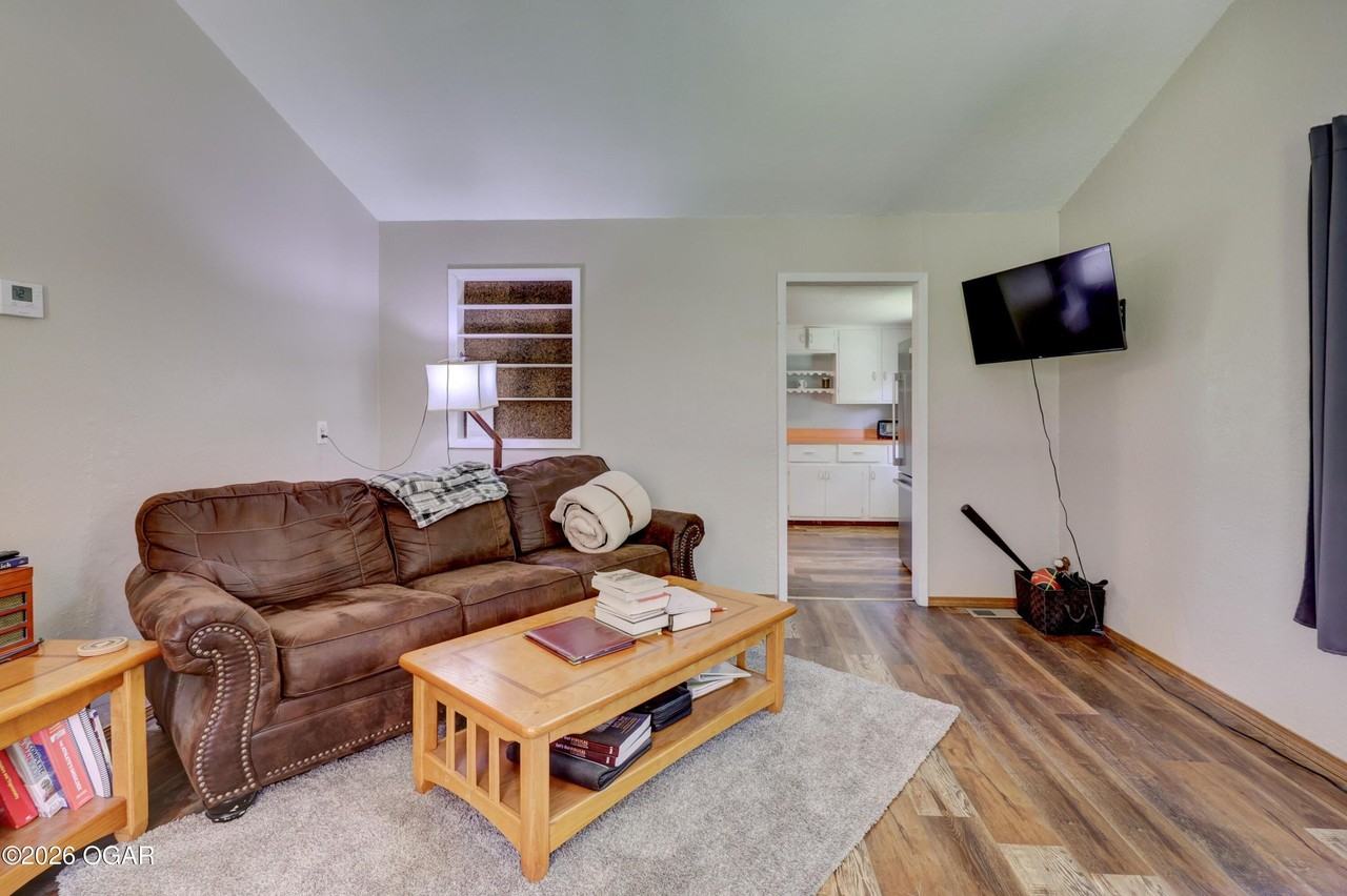 1265 S Brynewood Ln - Photo 6 of 26