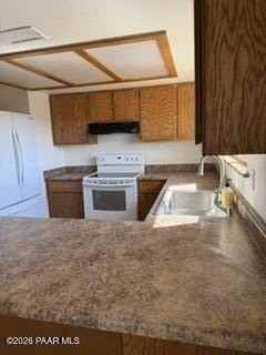 7800 E Larkspur Ln - Photo 7 of 16