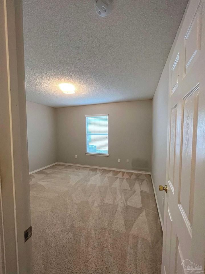 10539 Wilderness Ln - Photo 6 of 8