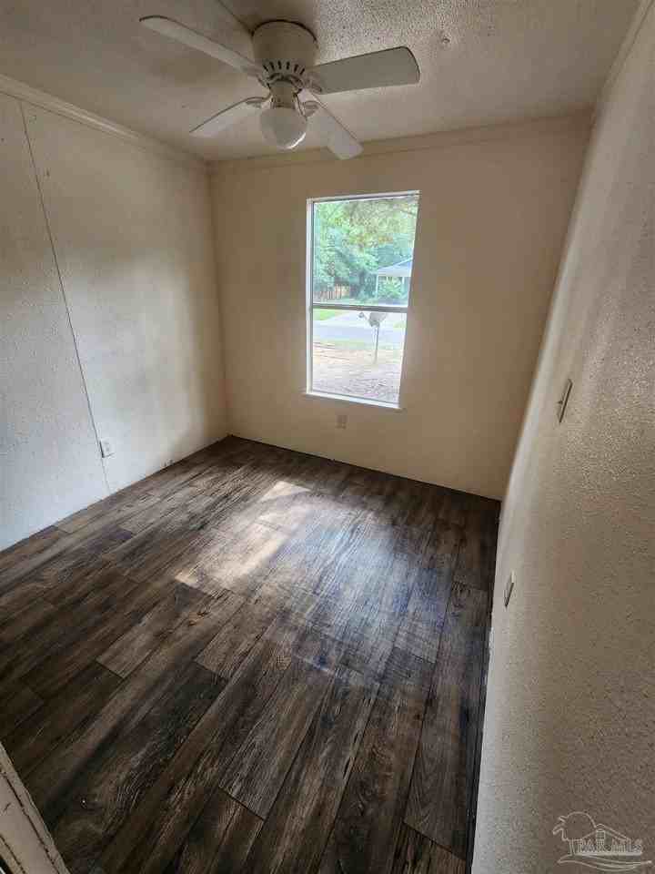 6212 Montgomery Ave #A - Photo 4 of 7