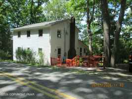 featured image of 2257 Pine Ln