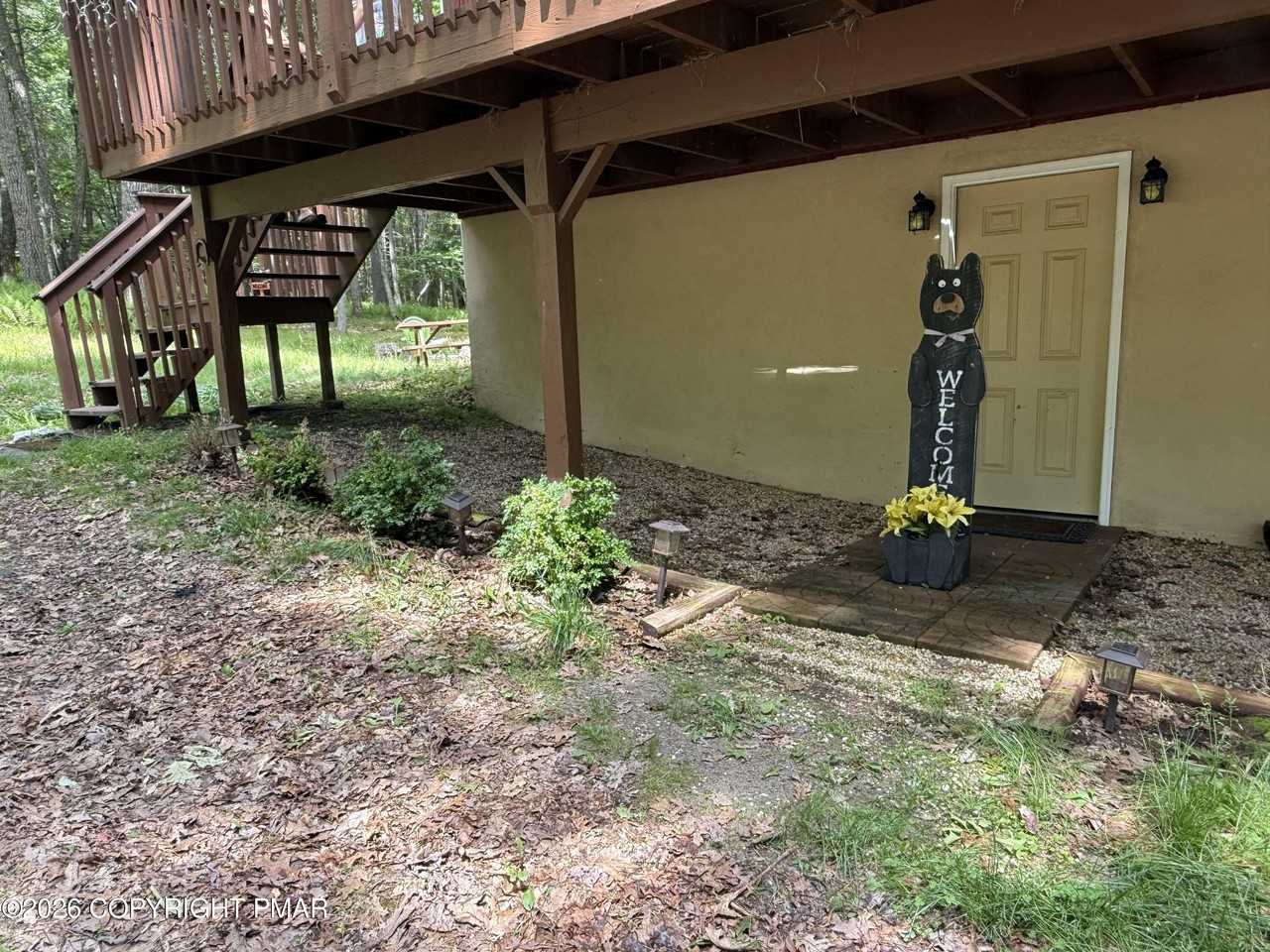 128 Eastwood Cir - Photo 3 of 50