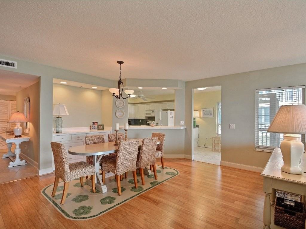 8820 S Sea Oaks Way #201 - Photo 5 of 36