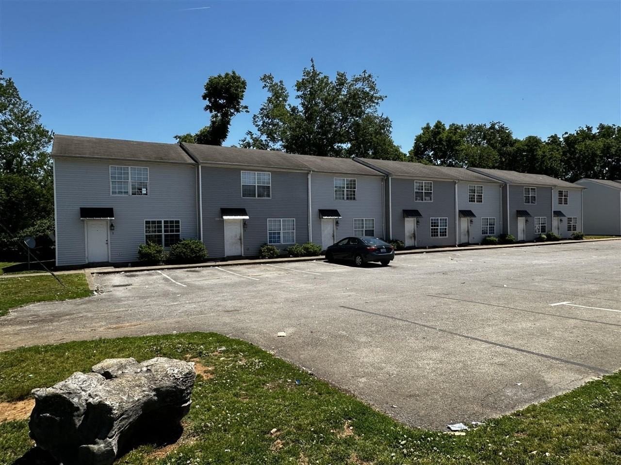 1225 N Lee Dr #58