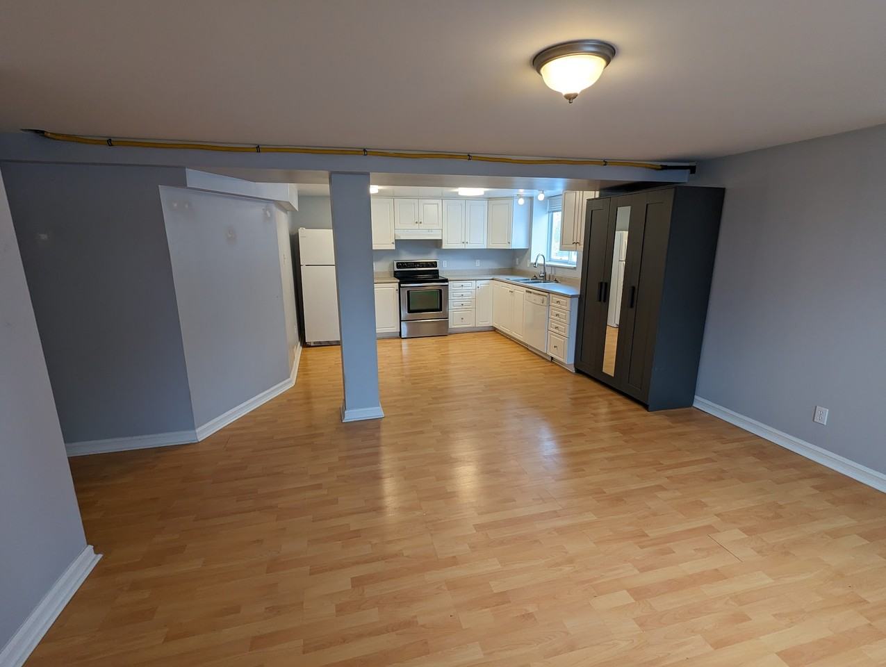 2071 Lenester Avenue - Photo 7 of 10