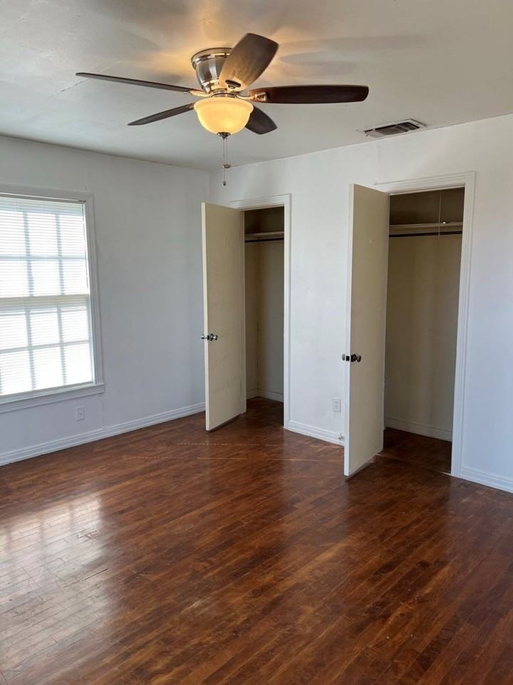 1201 Clairmont St - Photo 7 of 19