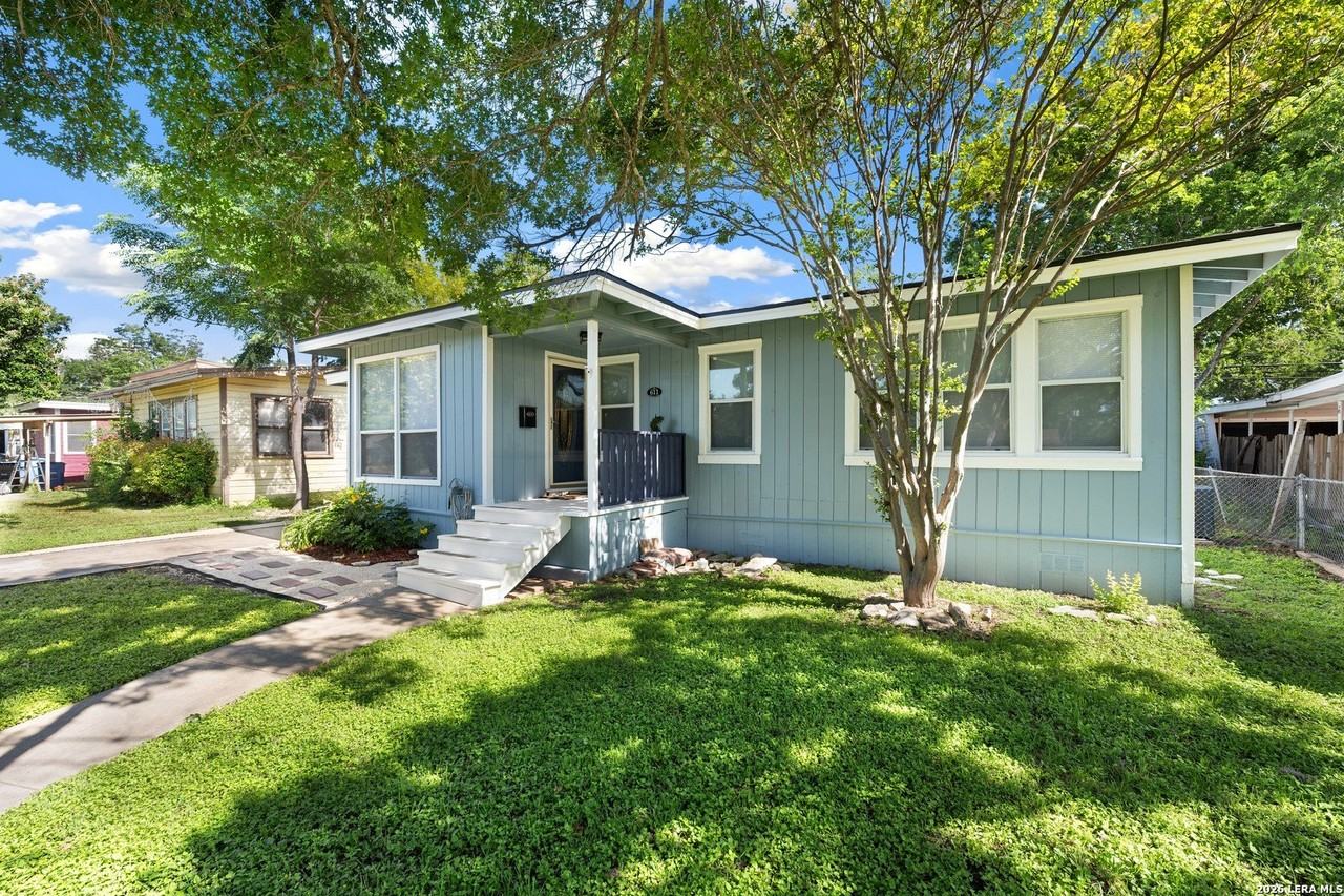 611 Kashmuir Pl - Photo 3 of 18