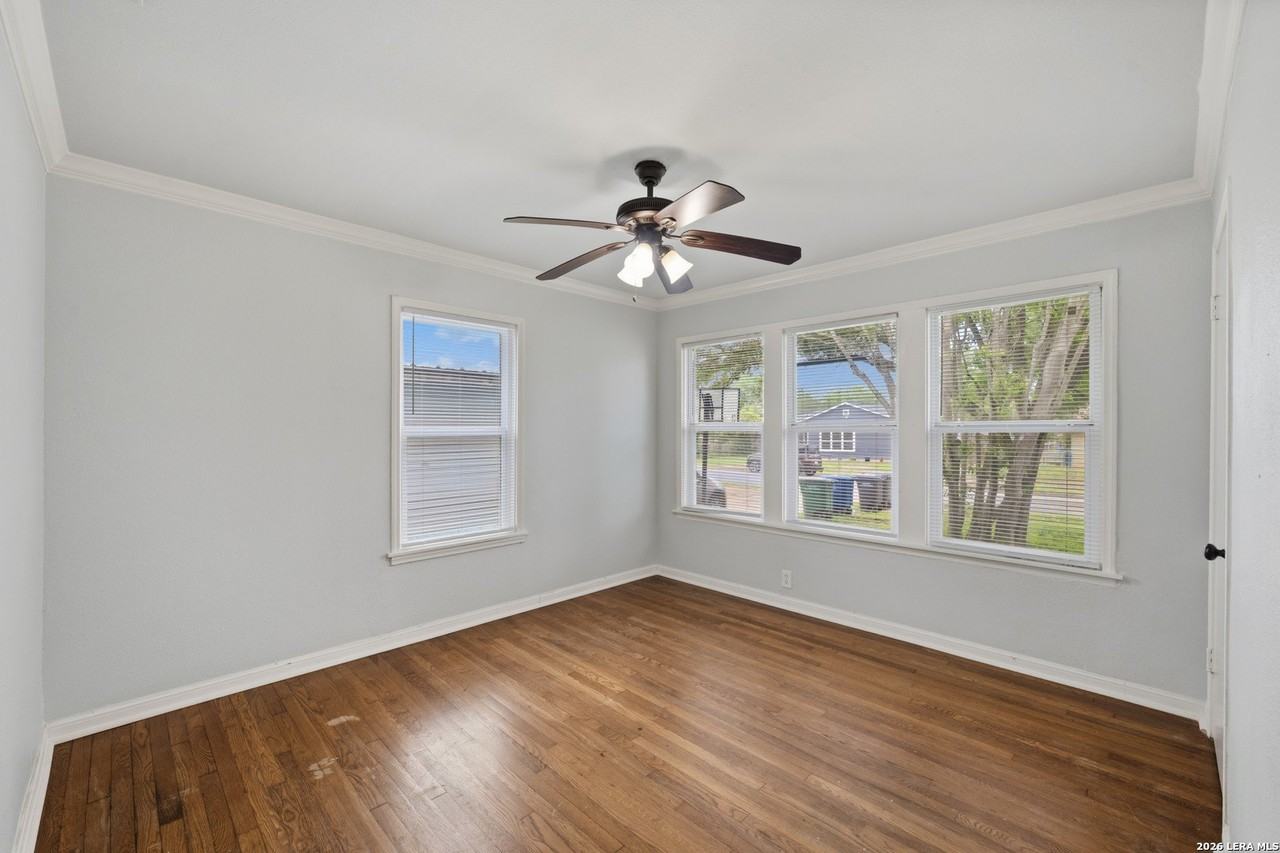 611 Kashmuir Pl - Photo 7 of 18