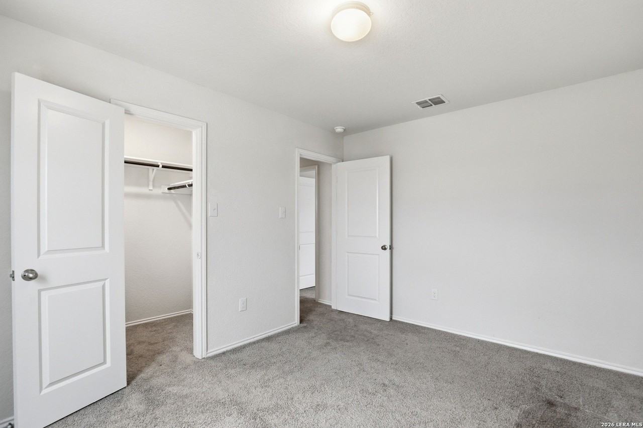 2950 Wentwood Run - Photo 3 of 16