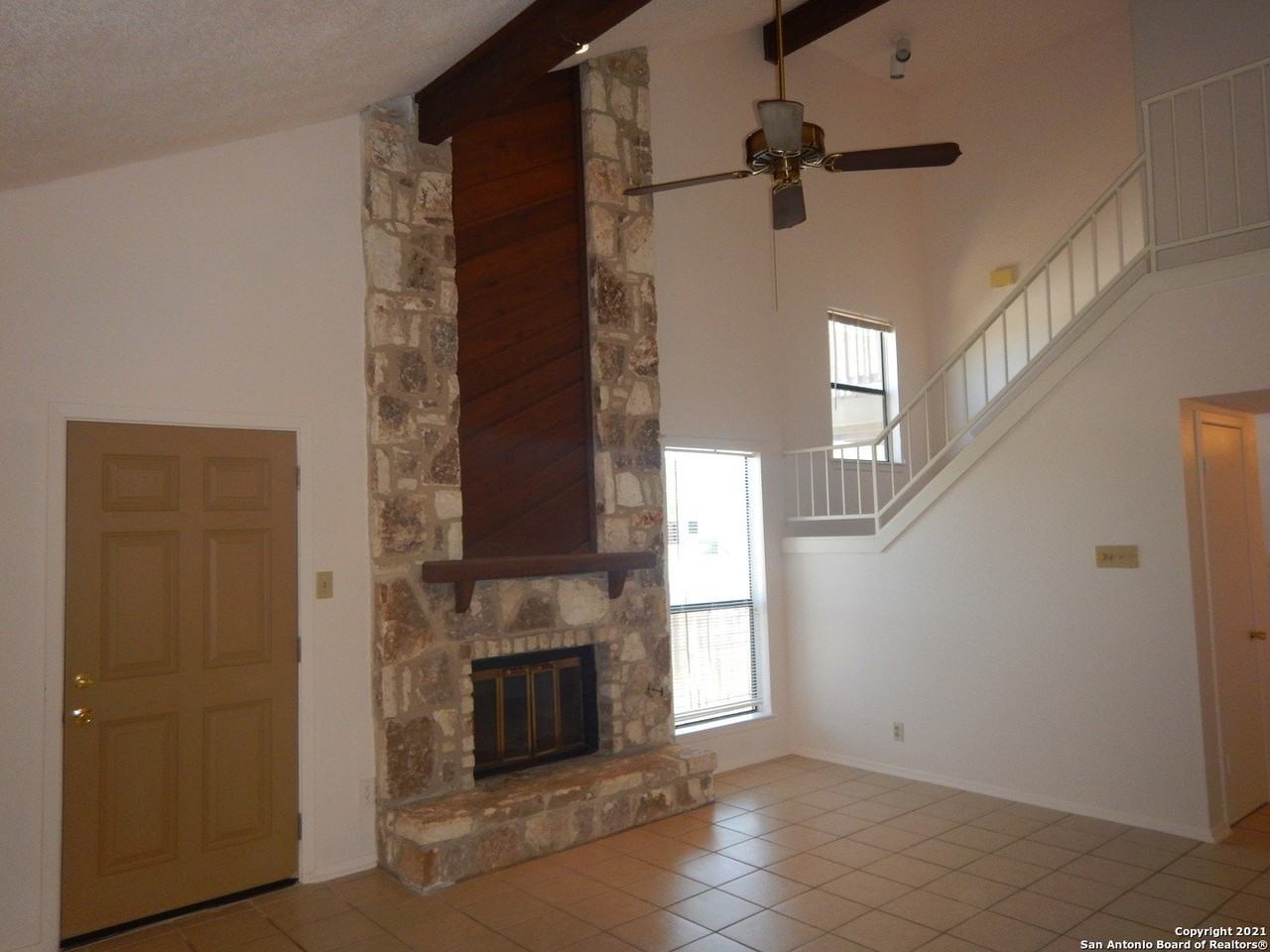 14304 Indian Woods - Photo 5 of 17