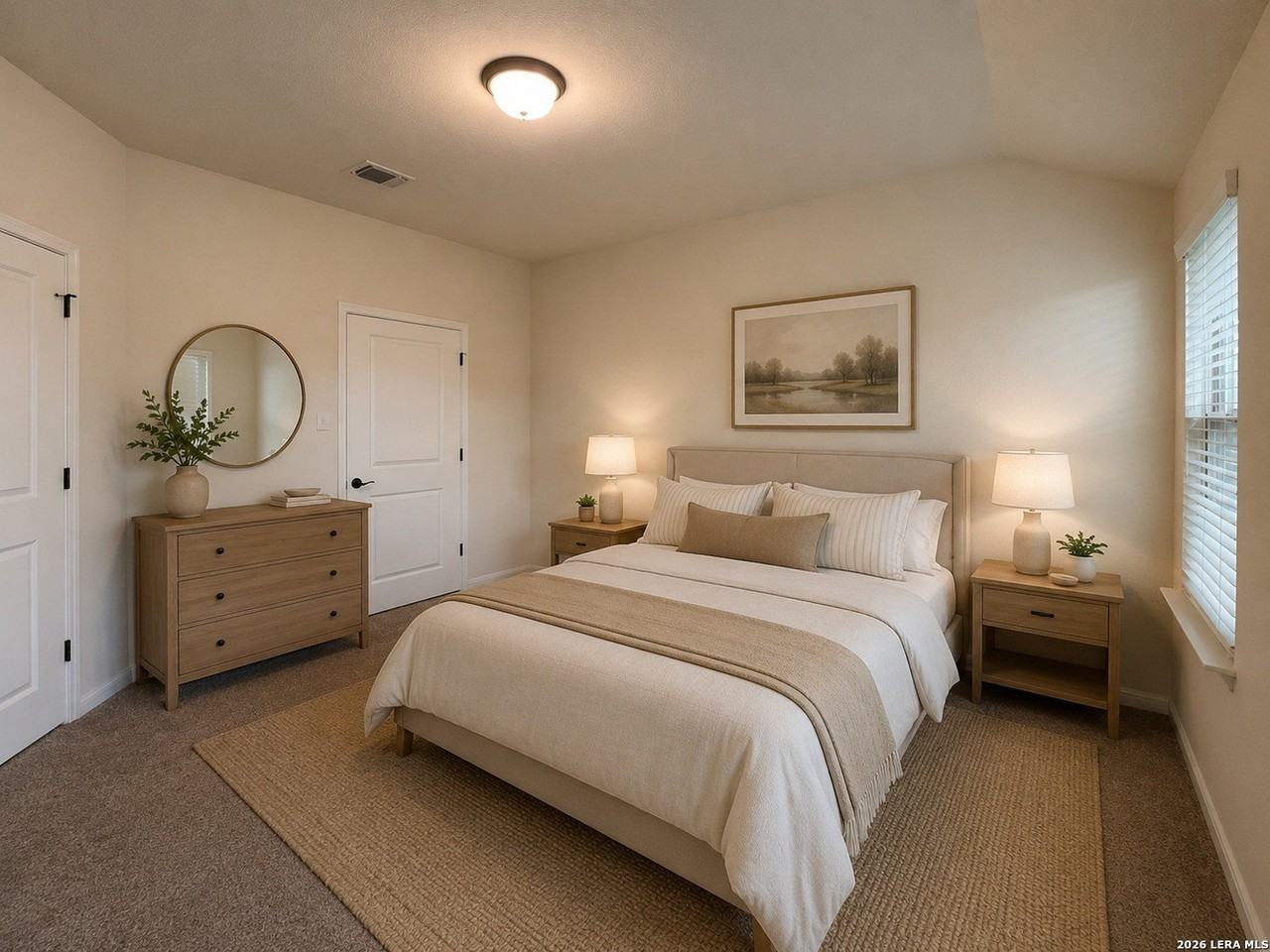 2515 Lynwood Bnd #102 - Photo 4 of 40