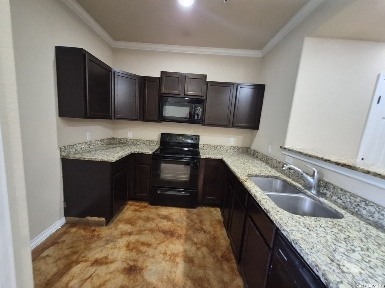 6313 Attucks Ln - Photo 7 of 18