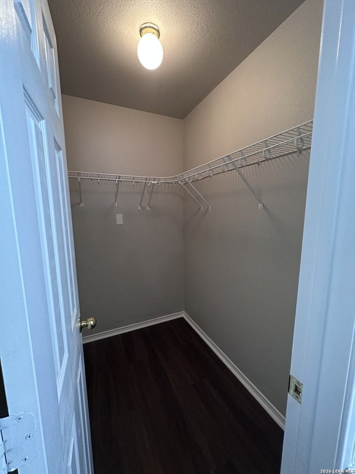 3042 Pine Valley Dr - Photo 7 of 11