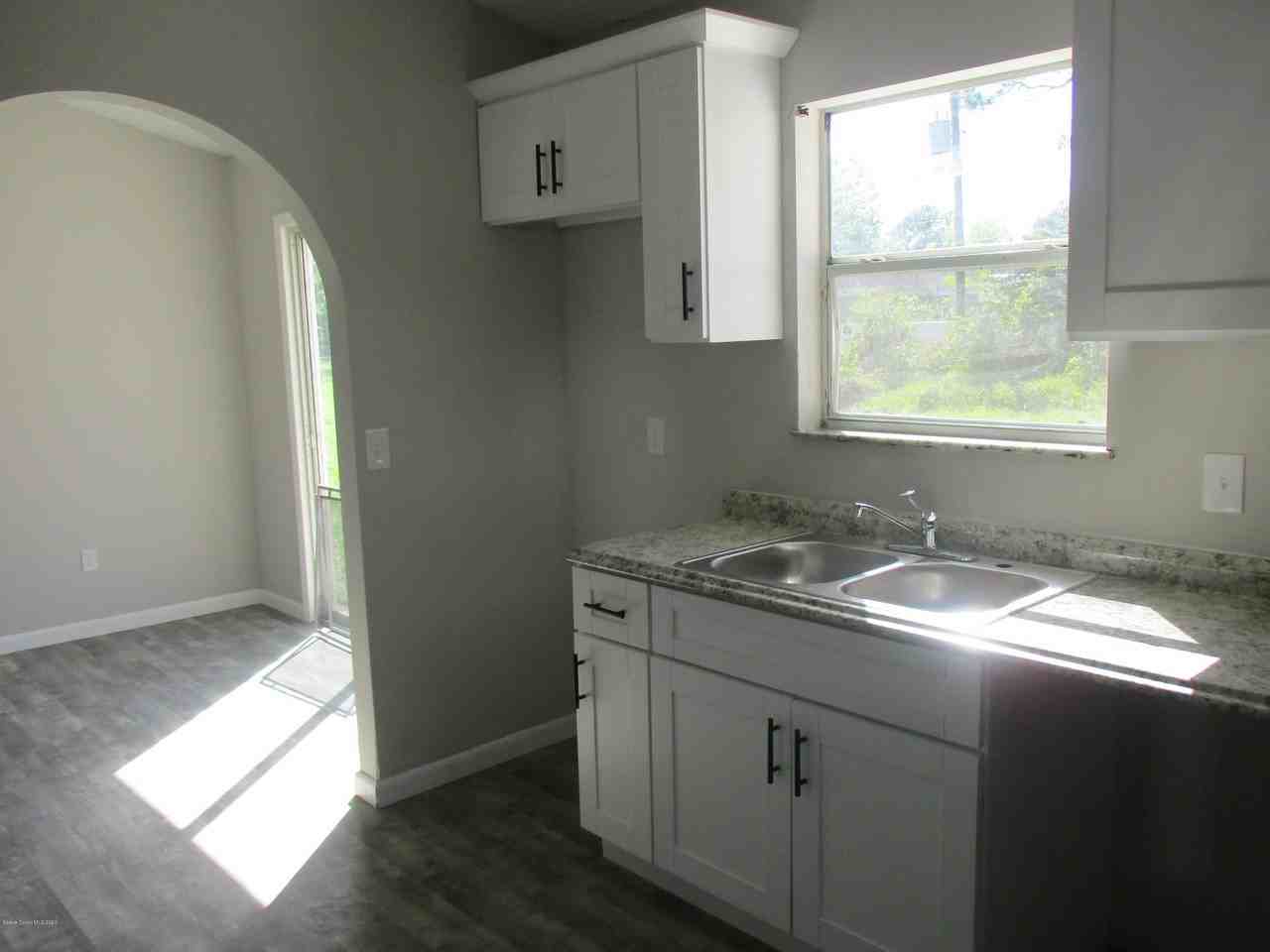 474 Tuloma Ave Sw - Photo 6 of 20