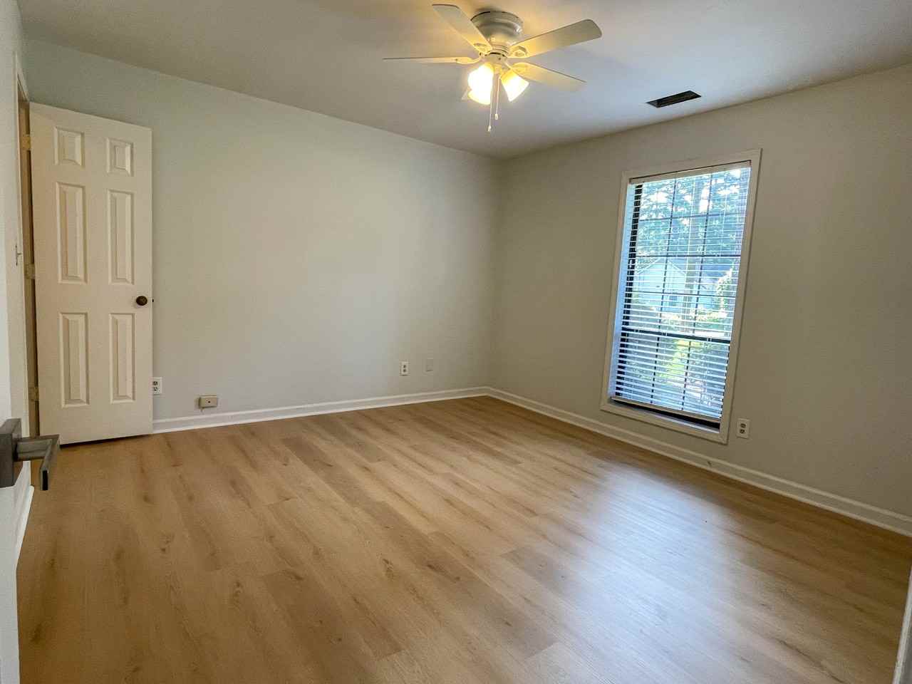 666 Greenvale Rd #668 - Photo 5 of 13