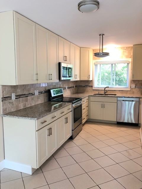 B11 Stonehedge Dr #B11 - Photo 2 of 32