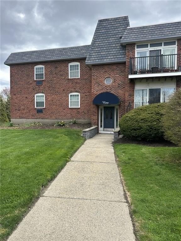 3 Admiralty Dr #8-6 - Photo 4 of 15