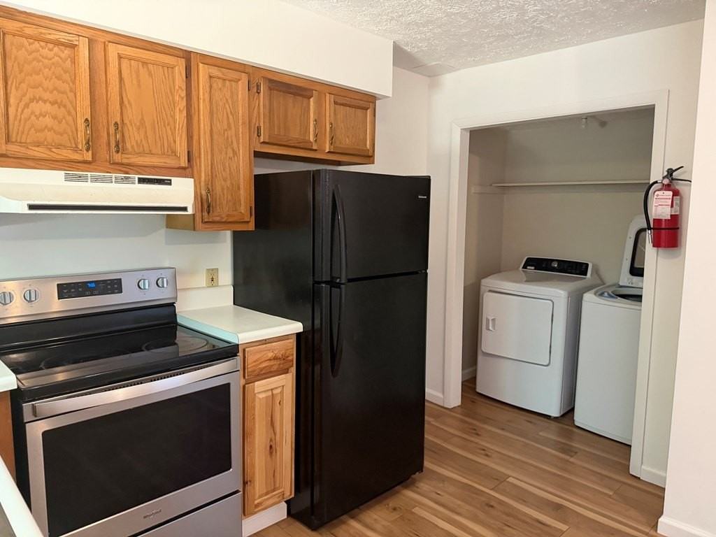 2491 Wardell Rd - Photo 3 of 8