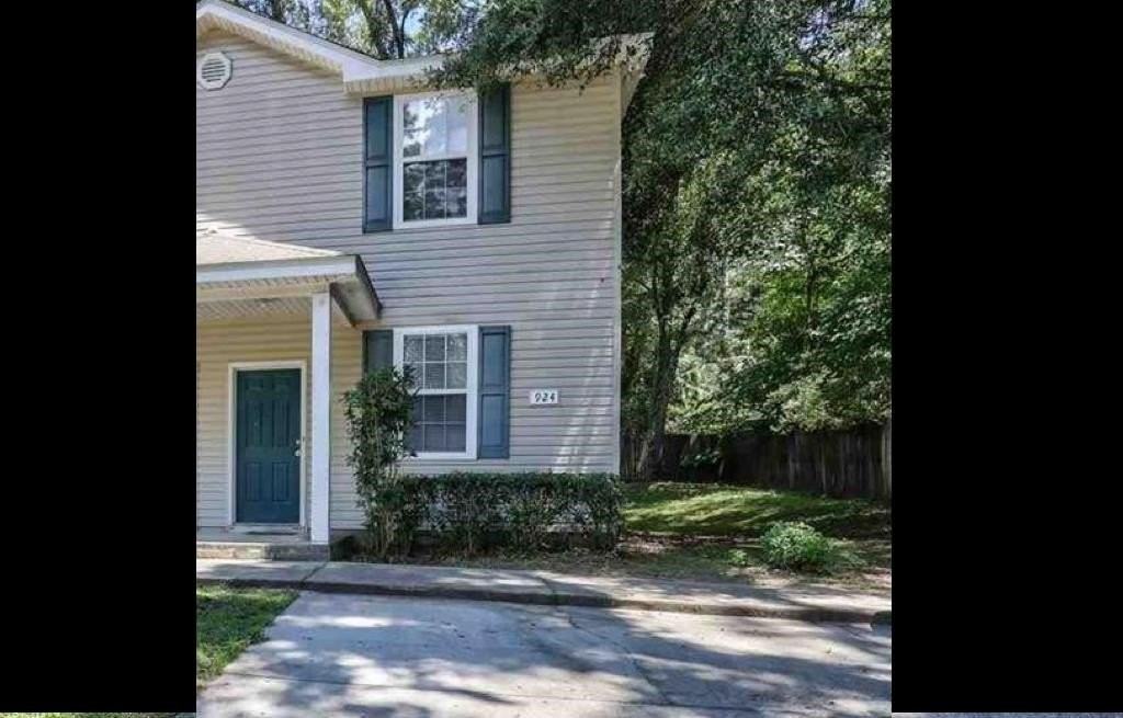 924 Ashburn Dr #2 - Photo 2 of 24