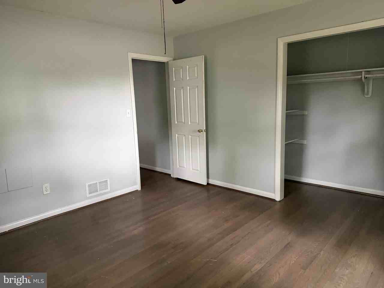7802 Jeff Mar Dr - Photo 5 of 18