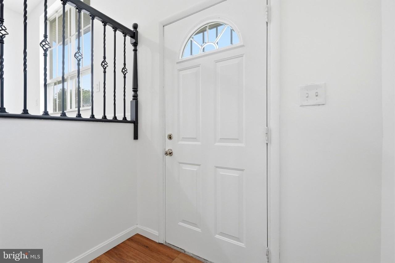 6741 Kincheloe Ave - Photo 6 of 42