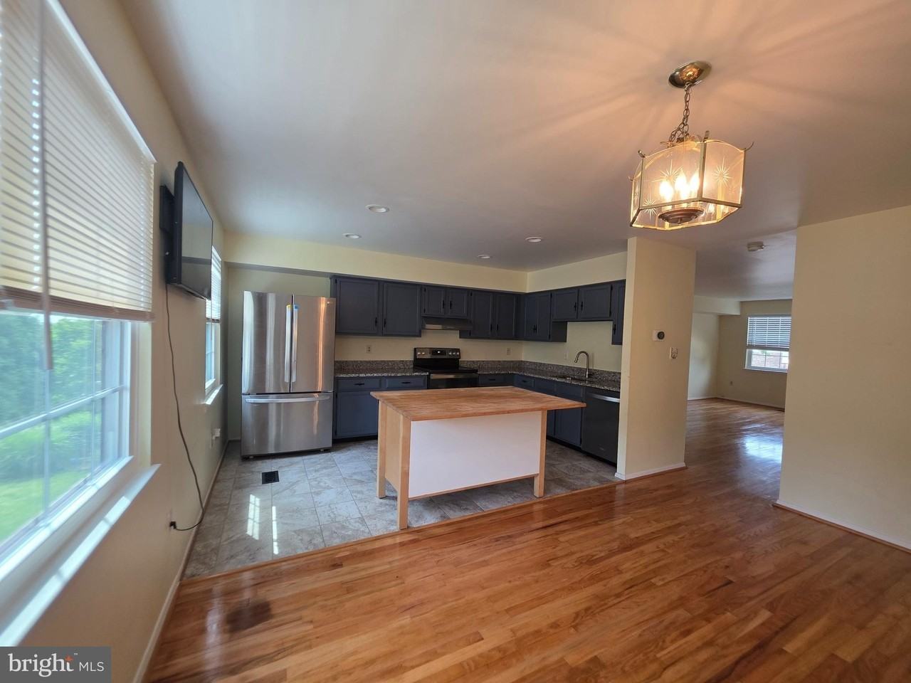10 Casey Ct - Photo 4 of 22