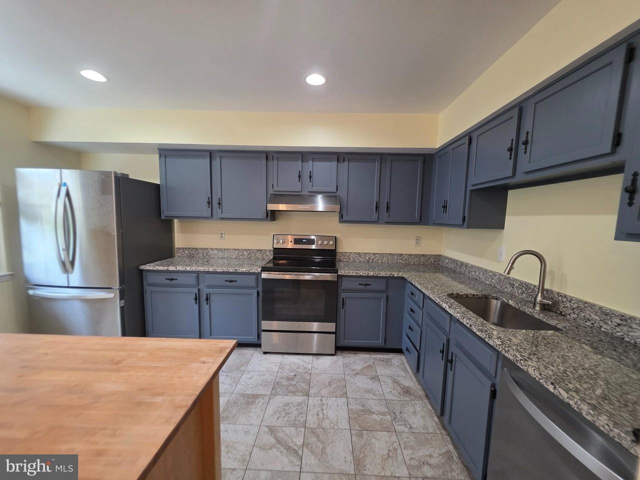 10 Casey Ct - Photo 5 of 22