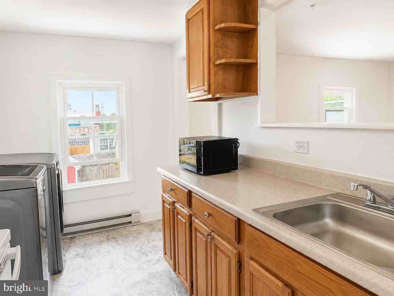514 Market St #B - Photo 6 of 13