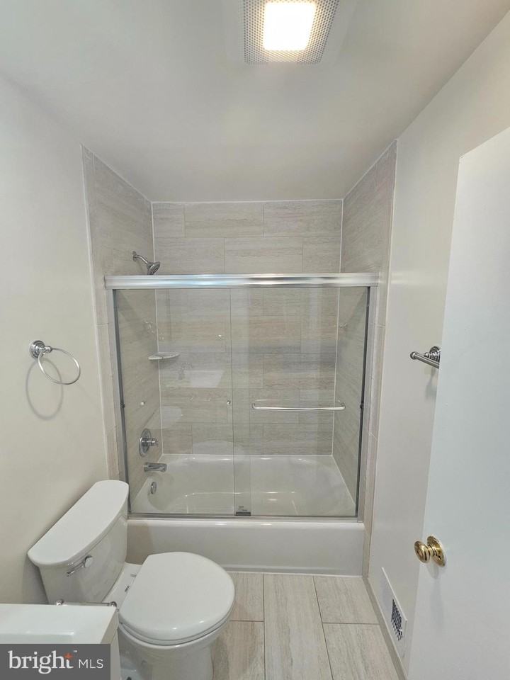 603 Pinewood Rd - Photo 3 of 32