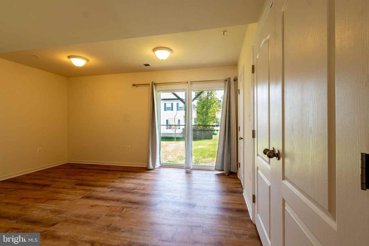 15304 Pocopson Creek Way - Photo 2 of 36