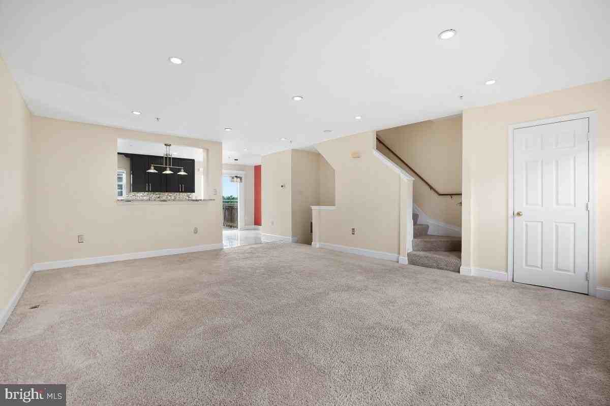 7017 Migliori Ct - Photo 5 of 30