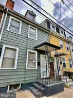 featured image of 405 Lawrence St